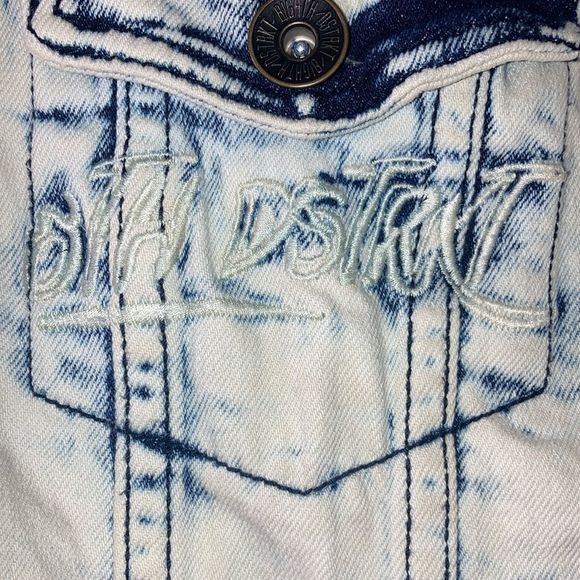 Mens 8ight/Dstrkt XL Acid Wash Denim Vest - Picture 3 of 15